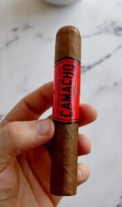 Camacho Corojo Robusto 5×60 รสชาติเต็มพิกัดจาก 20 มวน 🚬