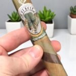 Alec Bradley Black Market Filthy Hooligan รสเข้มข้น 🔥