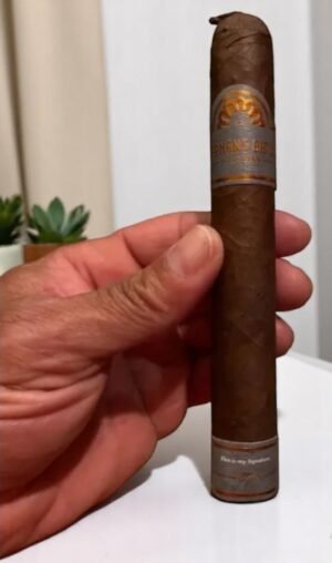 H.Upmann Herman’s Batch 6×50 (20 มวน)