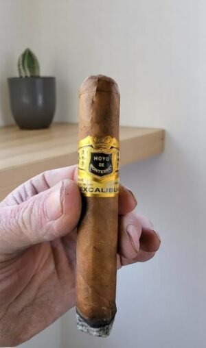 Hoyo De Monterrey Excalibur 4 1/2×50 (20มวน)