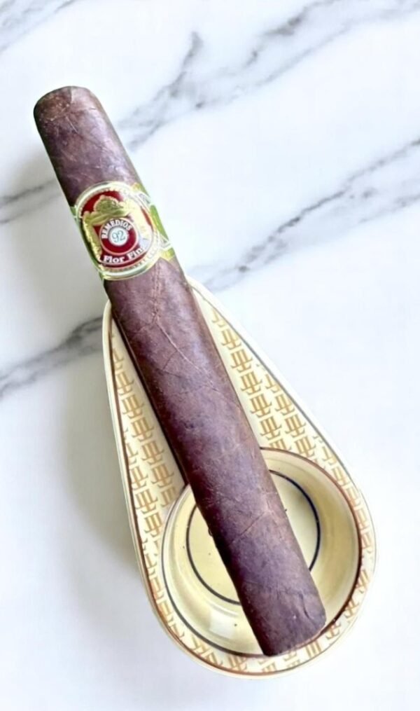 Remedios Corona Gorda 6½x50 (20มวน)