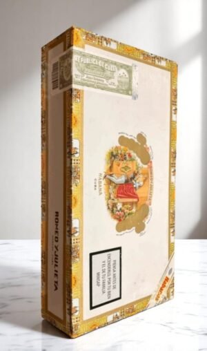 Romeo Julieta Wide Churchills (25มวน)