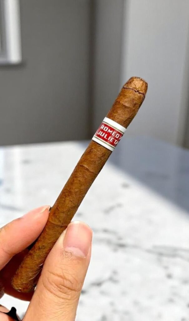 Romeo y Julieta Puritos cigars